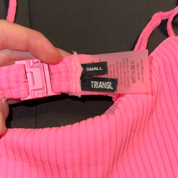 Hot pink Triangl bikini, worn once, in great condition, size small!!! - Picture 3 of 5